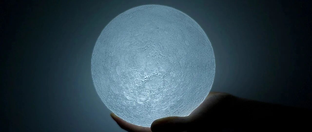 “月亮”——设计师都喜欢用的设计元素