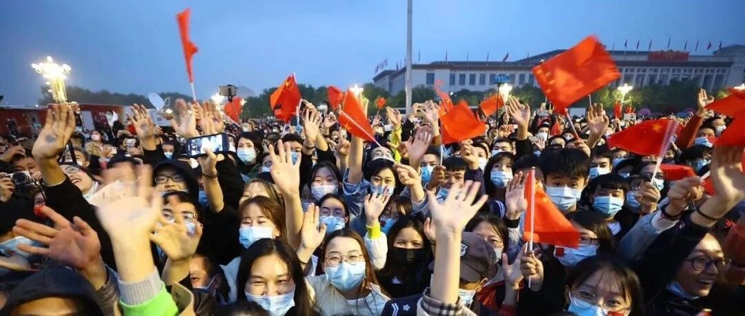 “祖国万岁！中国万岁！”