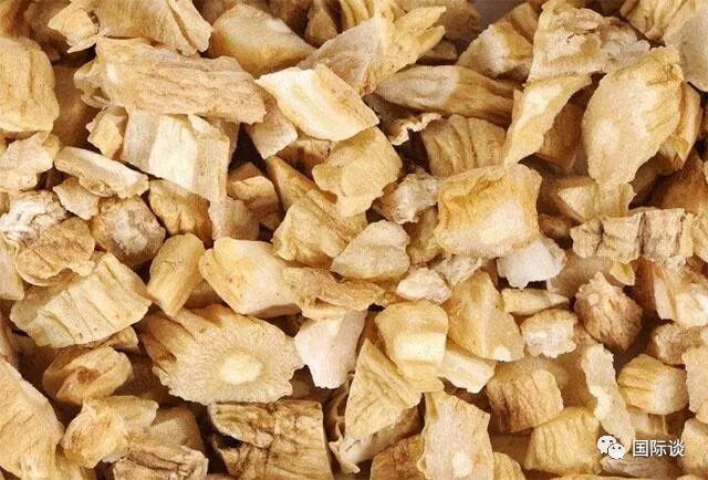 中医建议：女人滋补气血，用4样中药泡水喝，坚持1个月，气血更足