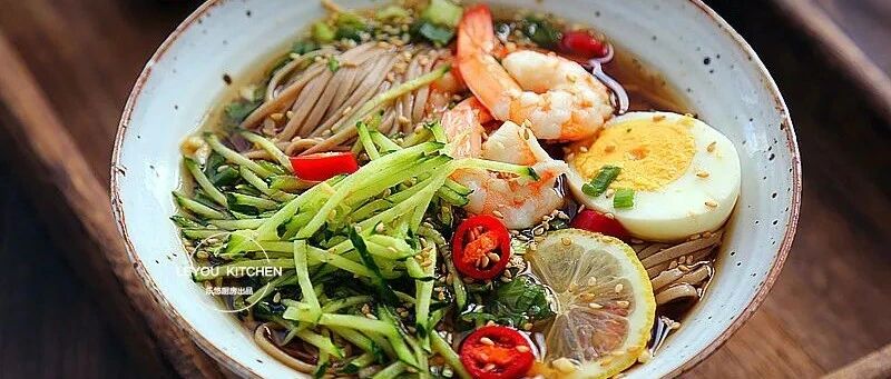 这碗凉面，0油低卡，清清爽爽，多吃一些也不用担心长肉!