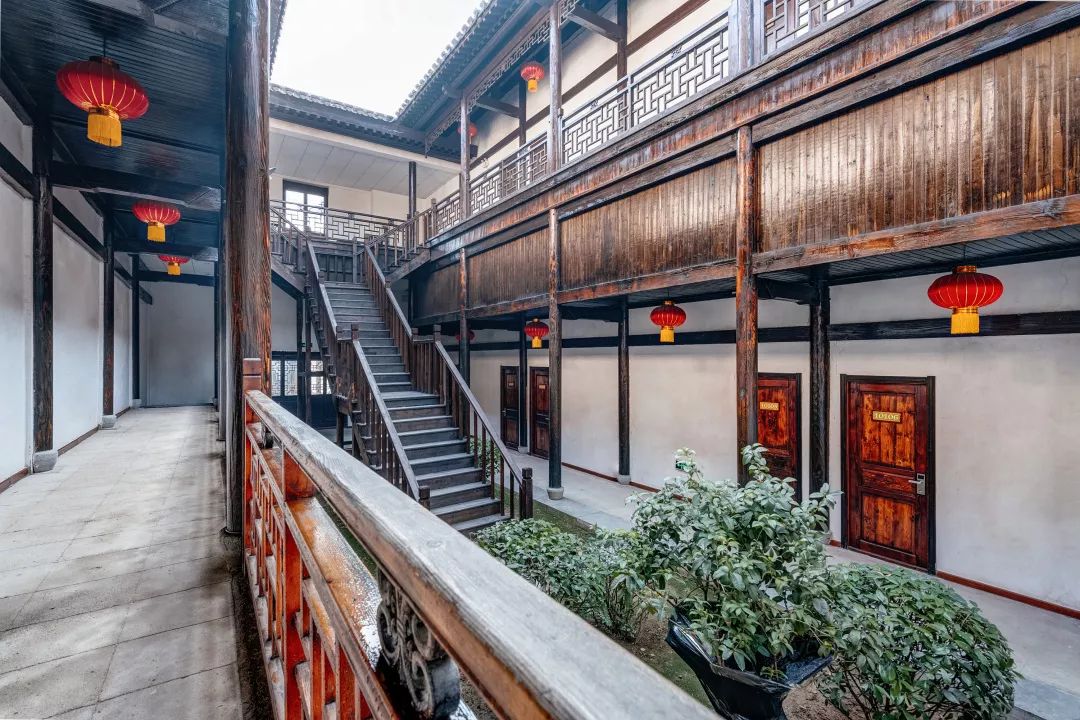 当台儿庄古城恰遇宋词 ∣ 这样的古镇客栈，才是我爱的样子