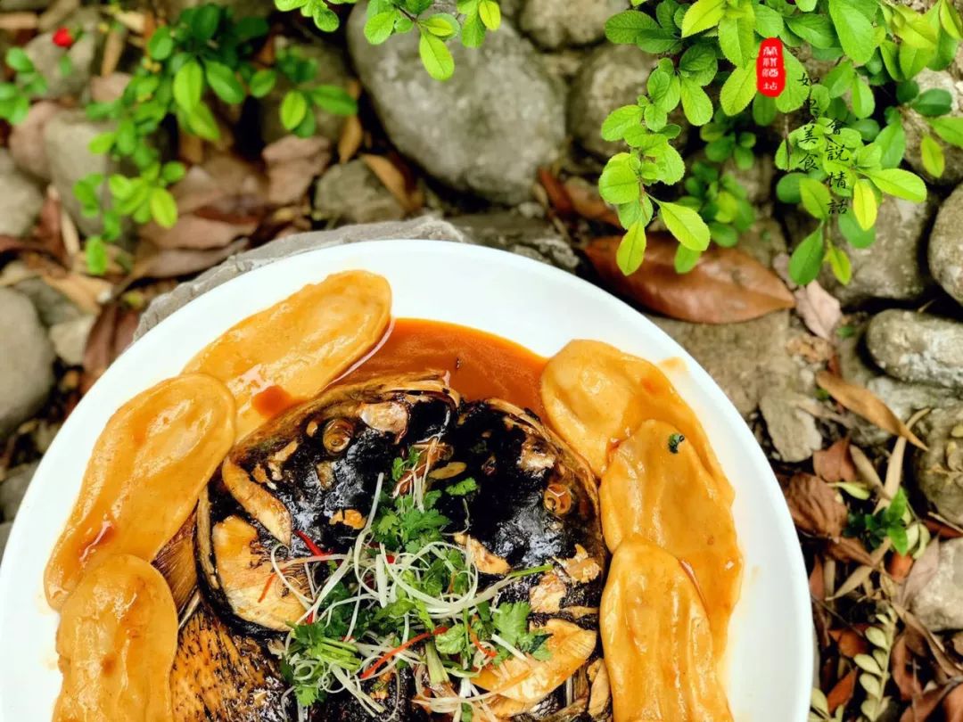 在台儿庄古城的素锦华年里,吟一首岁月静好 在台儿庄古城的素锦华年里,吟一首岁月静好