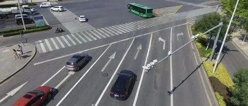 2公里开车要1小时？这几种路标看错经常要兜圈！