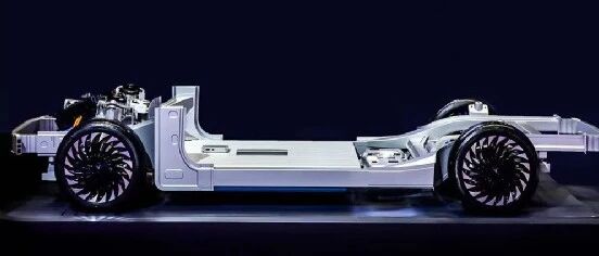 电动车品牌竟公开拒绝针刺试验？电池安全的标准究竟是什么