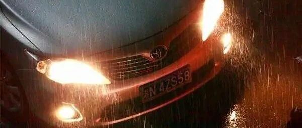 雨季来临，行车问题要注意，尤其是自动挡车主