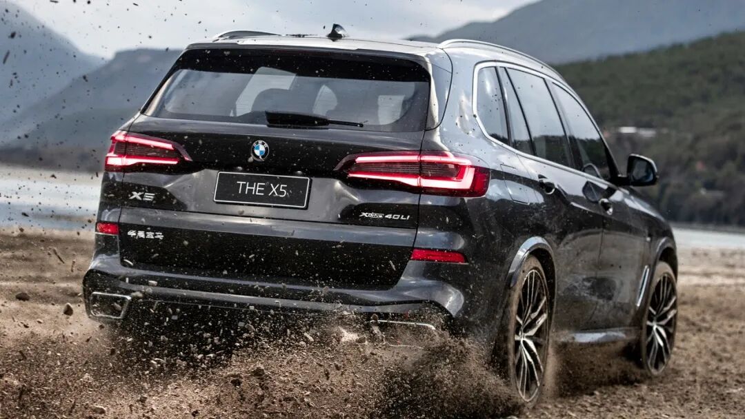国产宝马x5正式发布加长13cm直接无敌