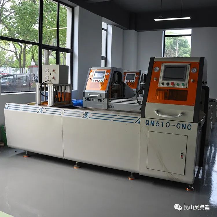 自動切管機
