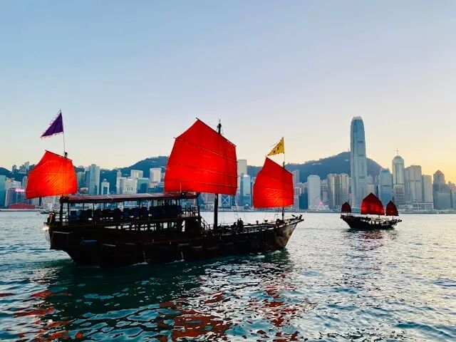 hern-gong-qY0_5qWADAQ-unsplash.jpg