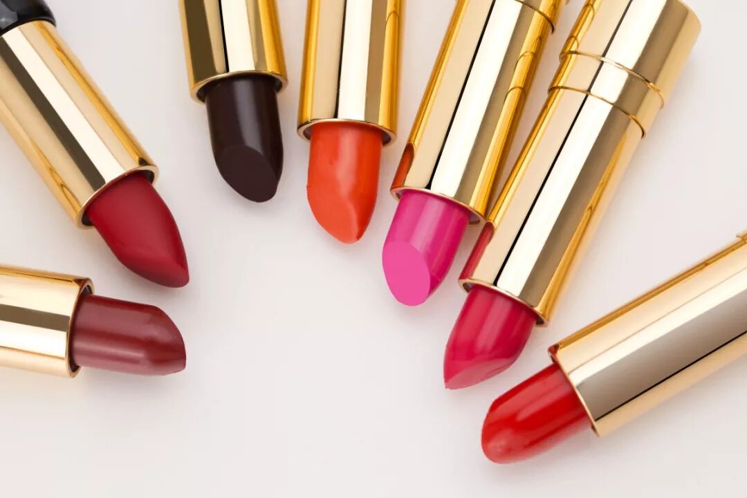 颜值即正义的时代，“秃”成了世界难题！