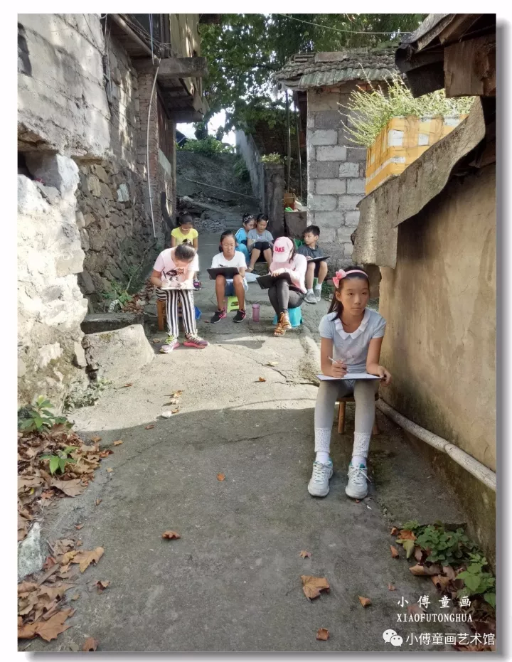 户外建筑写生:大童画班(五六年级) - 小傅童画艺术馆 - 小傅童画 户外建筑写生:大童画班(五六年级) - 小傅童画艺术馆 - 小傅童画