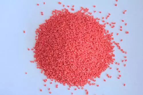 塑料颗粒价格多少钱一吨_塑料环保颗粒机报价_塑料再生颗粒