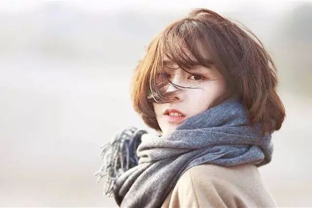 栅格化图层快捷键 【摄影讲评】人像摄影构图，你必须用好这个元素 第1129讲？