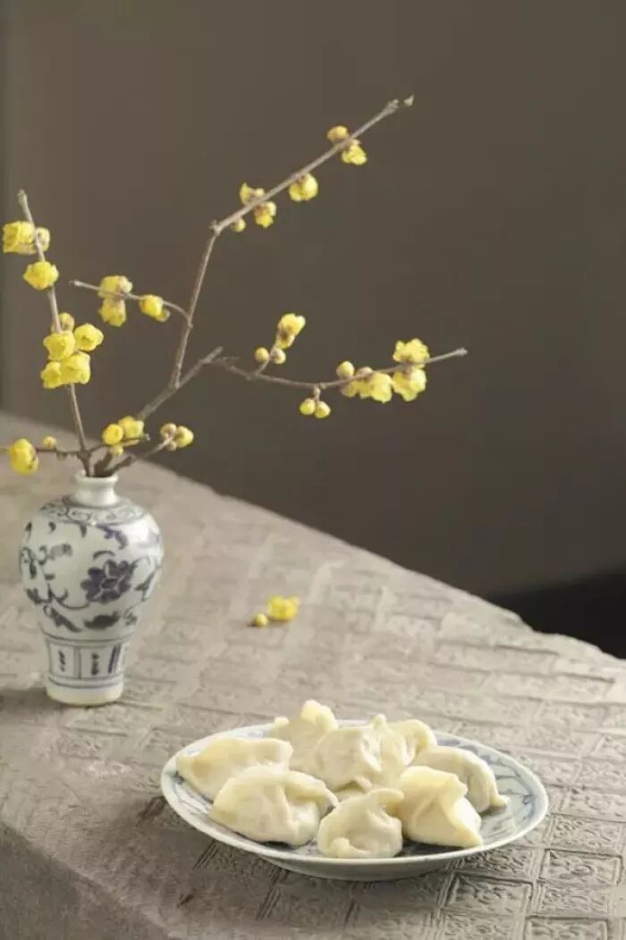 农谚来年枕着馒头睡_今冬麦盖三层被来年枕着馒头睡是什么意思_来年枕着馒头睡的谚语