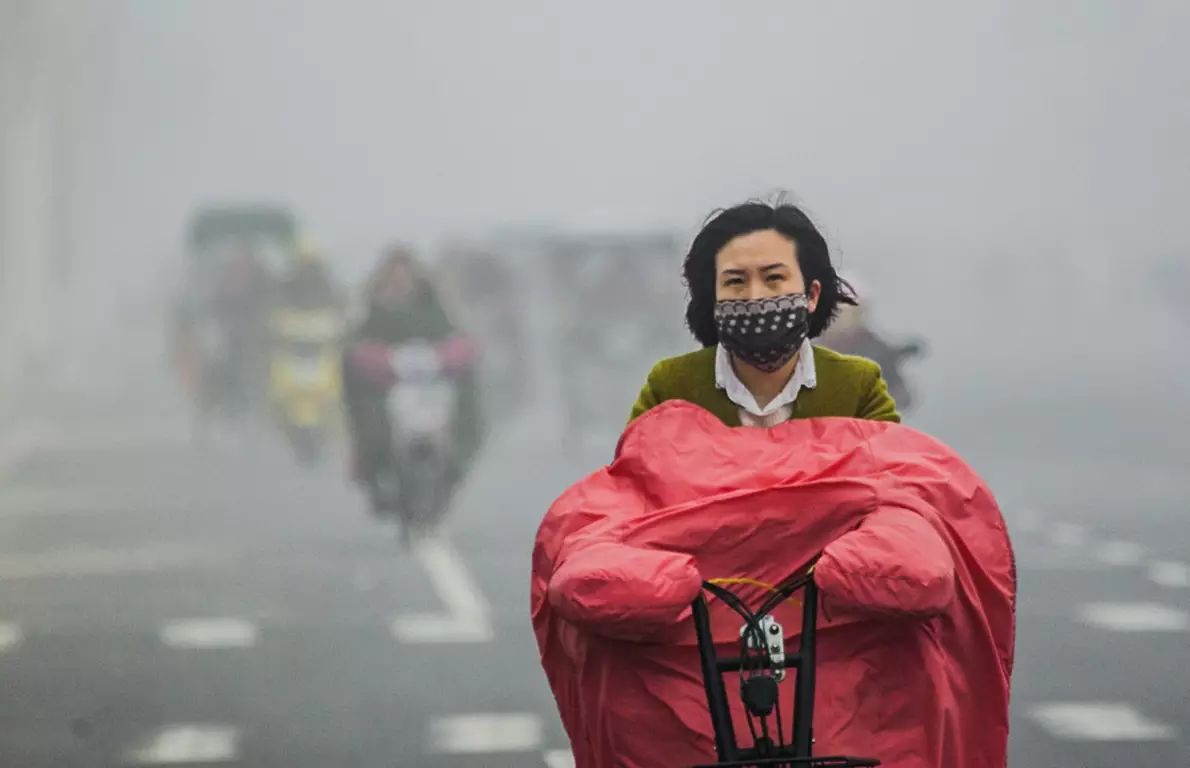 健康丨雾霾那么大,还能运动吗?戴不戴口罩?