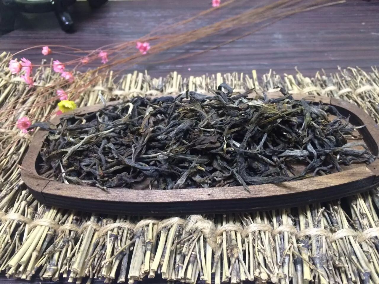 老徐谈茶第十九期传说中的临沧双江县勐库冰岛茶下