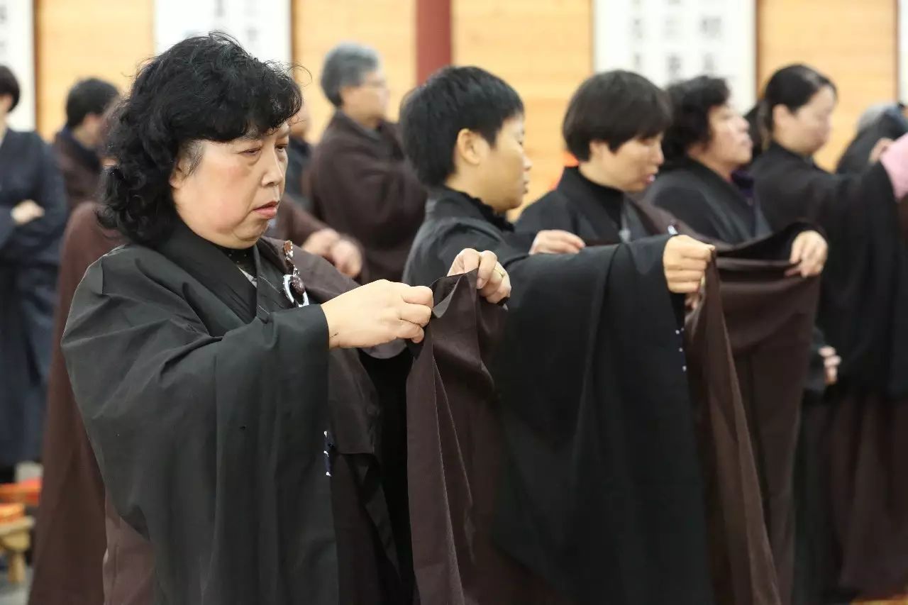 上海龙华古寺 2016年传授在家居士菩萨戒法会圆满举办