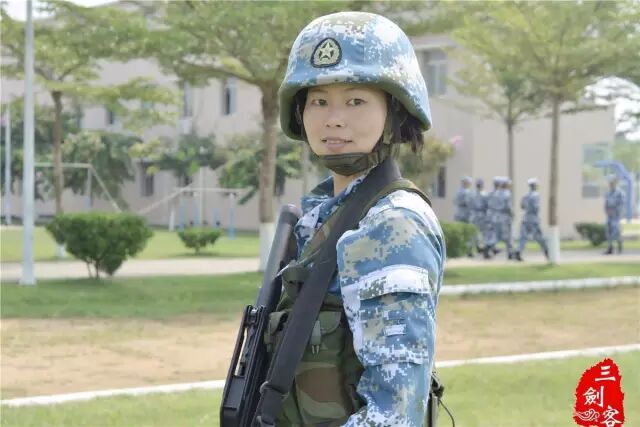 海军陆战队女兵立敏