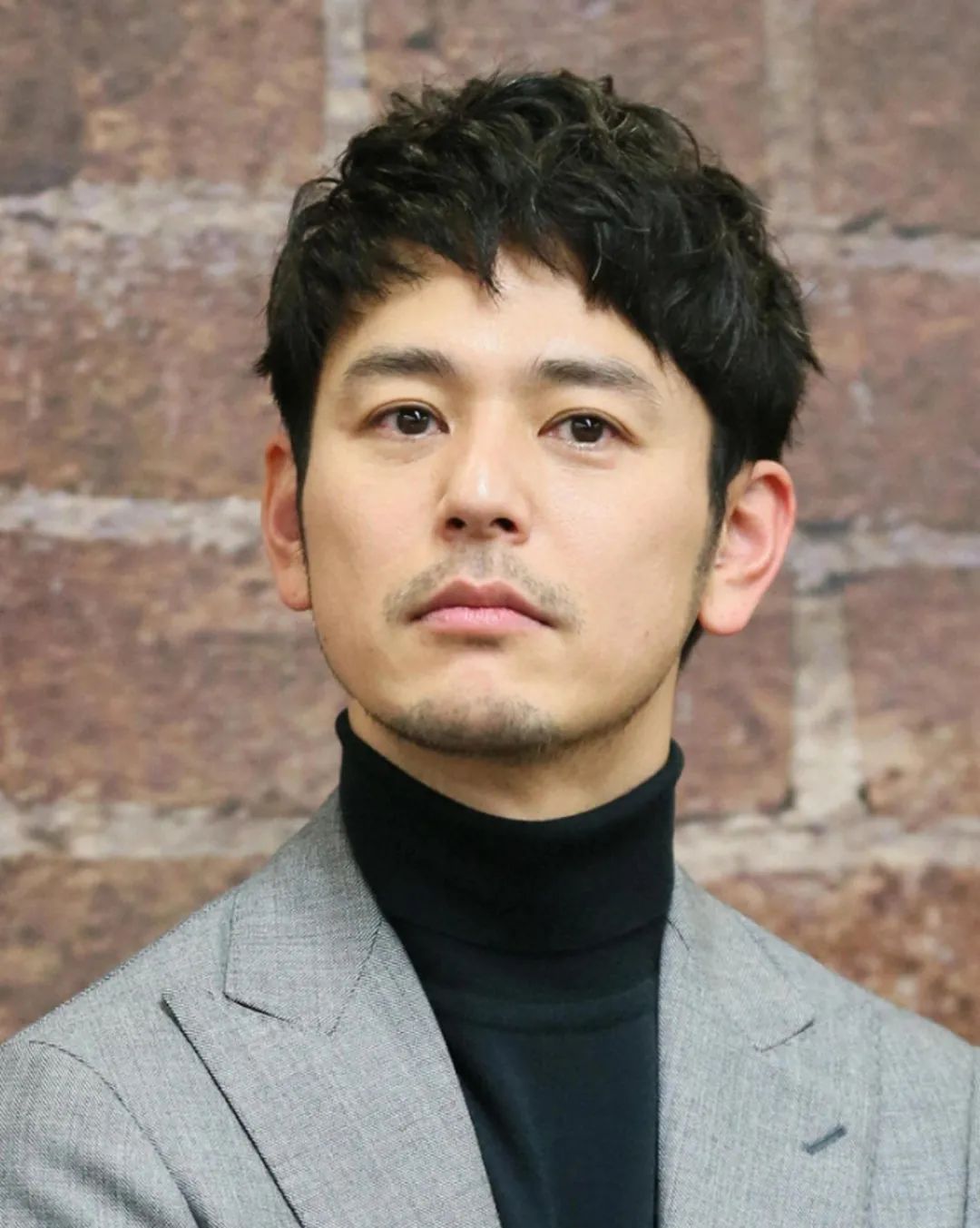 日本最帅男明星演员图片