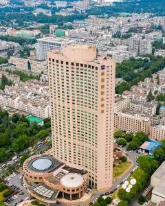 南京维景国际酒店·紫金山景豪华双床房-住在城市看山景 2晚