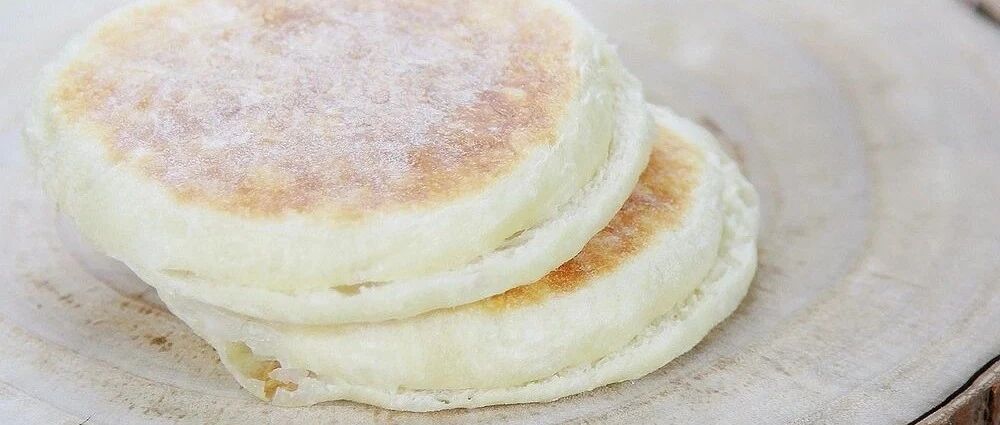 早餐饼，可以夹一切。不用揉面不需烤箱