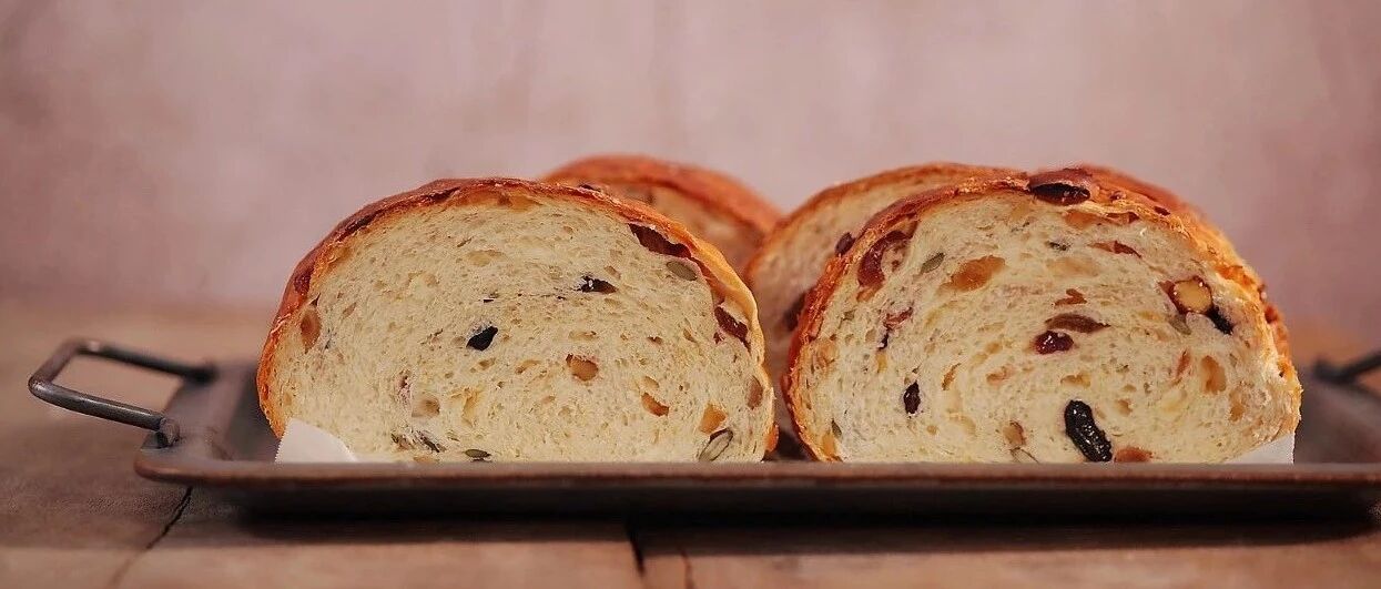 我最近“每天都要做一个”的面包换成它了 | 果仁软欧！