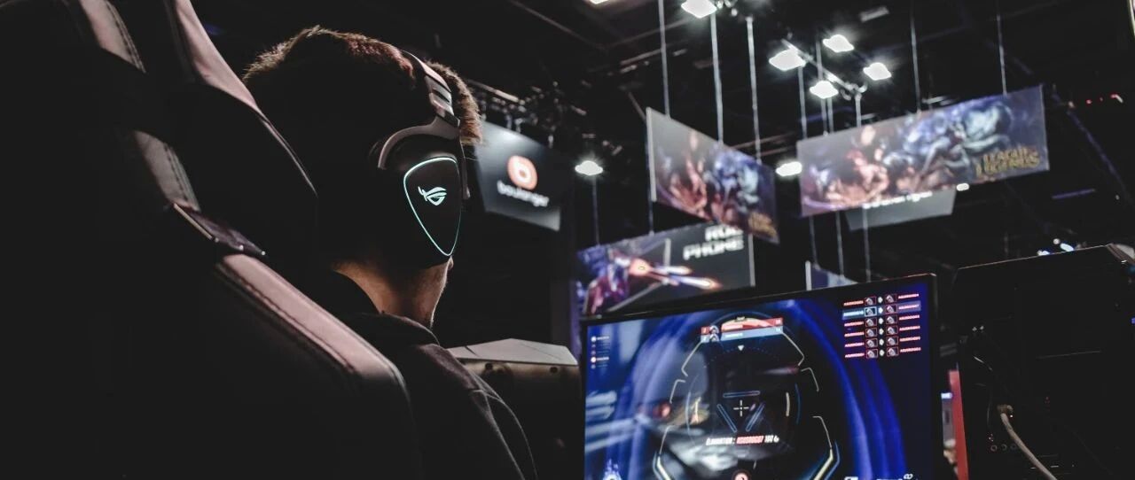 隐秘的陪玩江湖：性骚扰太常见，月入过万不想干