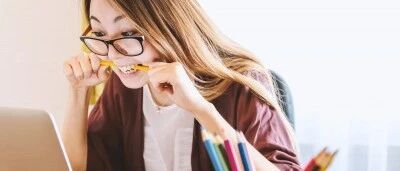 年薪百万的95后网课老师：流水线熬出的幸运儿，比明星出道更难