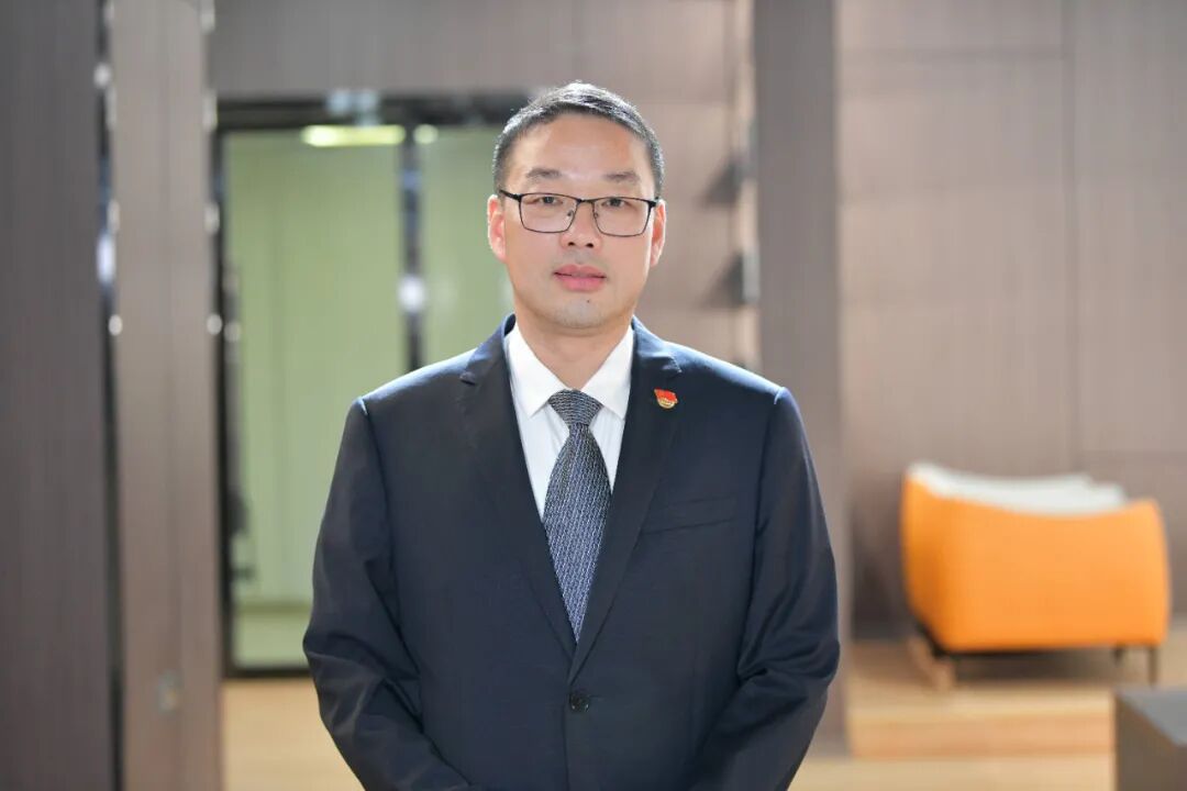 勇争先强执行开新局丨胡碧群先行示范担当作为为打造