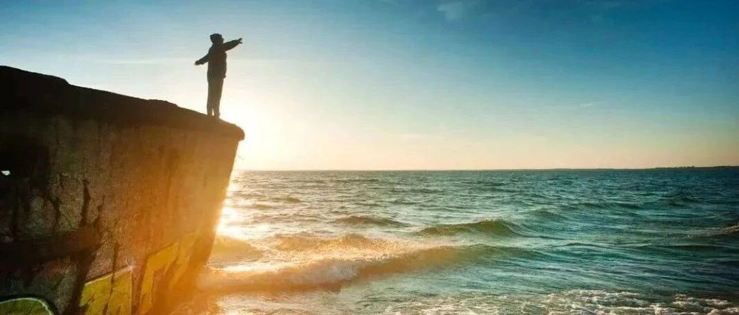 看错人，不是因为你瞎，而是。。。。