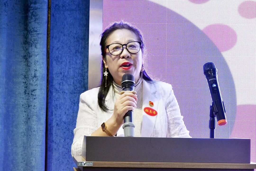 纪委书记张武波,联合纪委委员,市卫生健康信息协会党支部书记黄芳