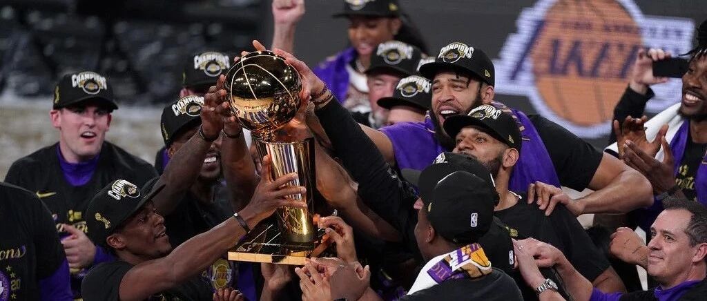 湖人第17冠含金量不足？詹眉完美融合打脸质疑者