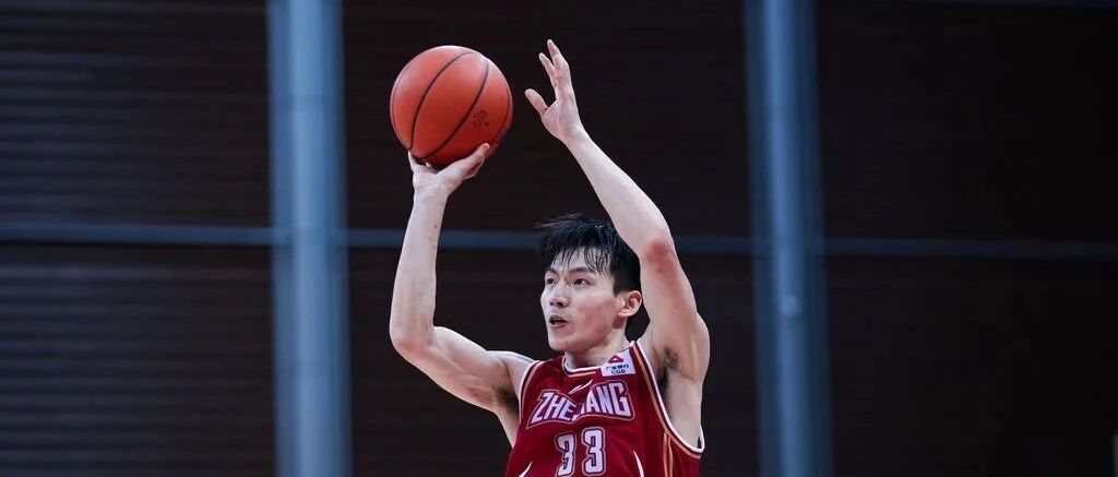 吴前持续暴走化身CBA“库里” 竞逐国内最强后卫