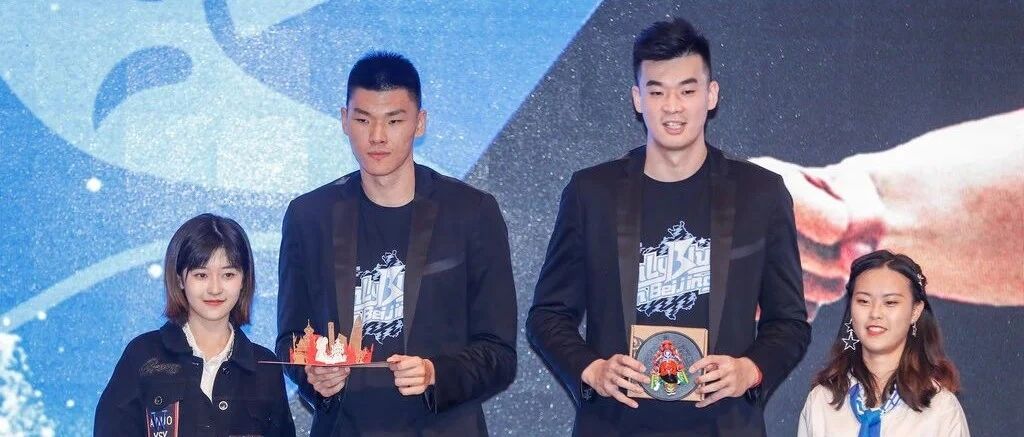 休赛期疯狂引援成最大赢家 首钢阵容强大初具冠军相