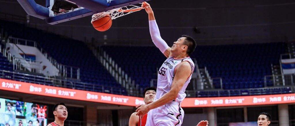 辽宁男篮问题出在哪：内线乏力开局慢热是表象 人才储备不力是内因