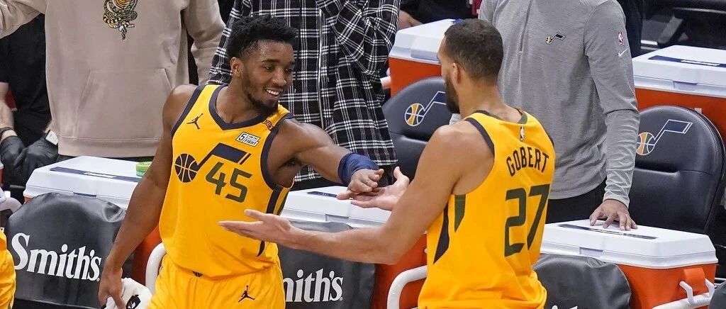 米切尔戈贝尔打出兄弟篮球 延续队史传统其利断金