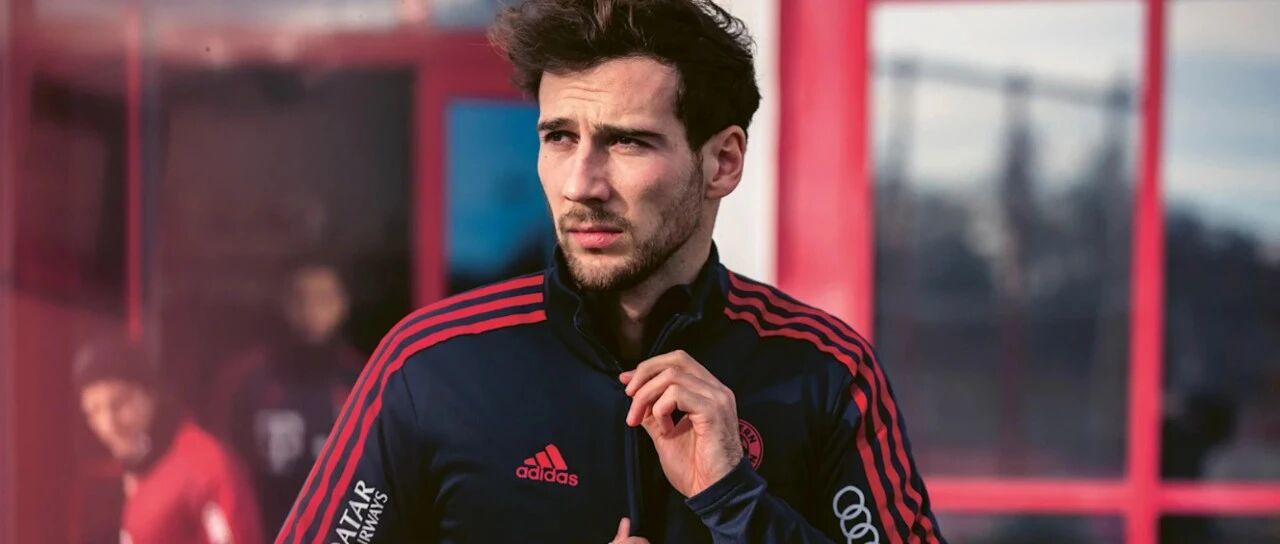 谢邀，在拜仁踢中场是什么样的体验？