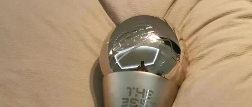 世界足球先生莱万给你送红包啦！