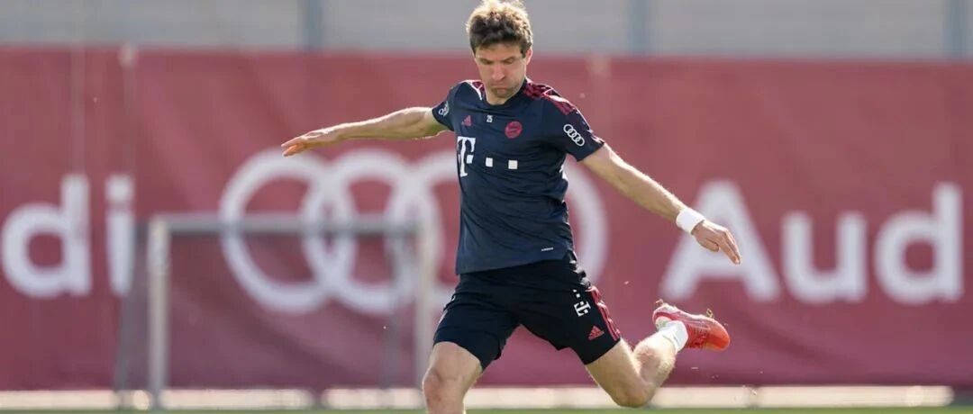 二娃邀你看比赛！