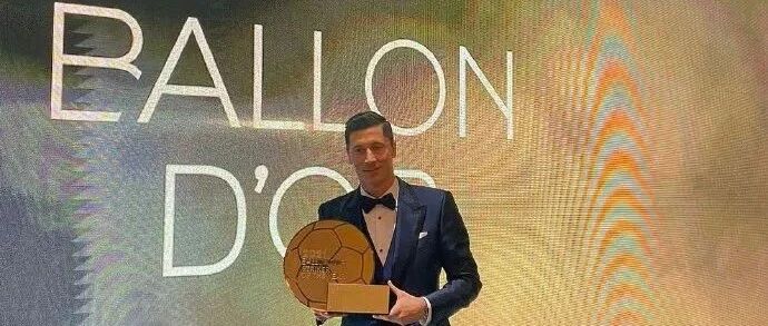 年度最佳前锋！世一锋实锤了！