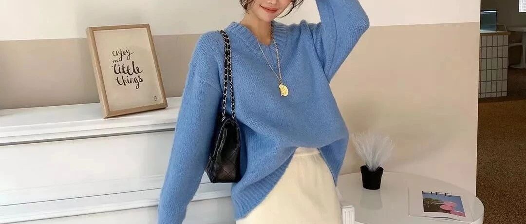 毛衣 + 半裙，大衣 + 牛仔裤...秋冬巨时髦穿搭，穿这4件就够了！！