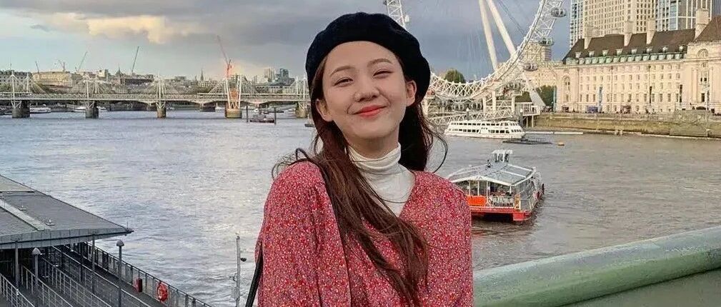 衬衫 + 烟管裤 = 2020早秋巨in混搭，美到不像话！