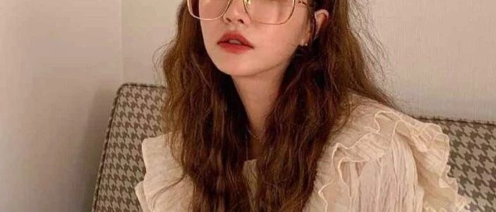 大衣+裙子最全穿搭指南，复古/温柔/甜酷/通勤风让你美出新高度！