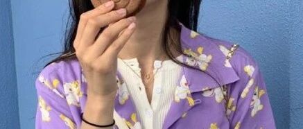 今年夏天“爸爸衫”火了！比T恤时髦，比衬衫凉爽！