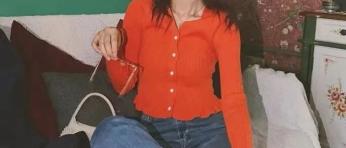 穿上秒变时髦甜酷girl的短上衣，必须人手一件!