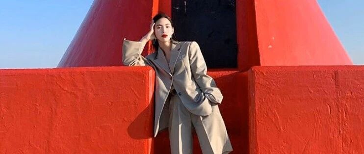 一堆衣服不会搭？早秋 “ 成套穿 ” = 好看 + 高级！