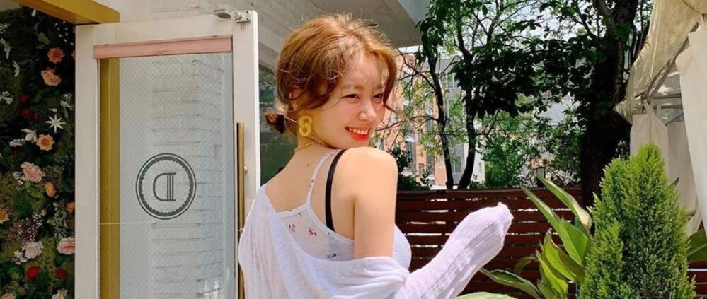 “ 斩男衫 ” 什么鬼 ？2021夏季巨美穿搭! 大胸小胸都能穿 ！