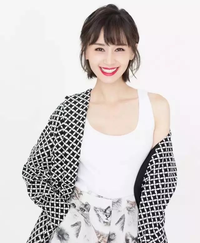 【欣永康·时尚穿搭】这些身高不足160的女明星们都是怎么穿搭的?