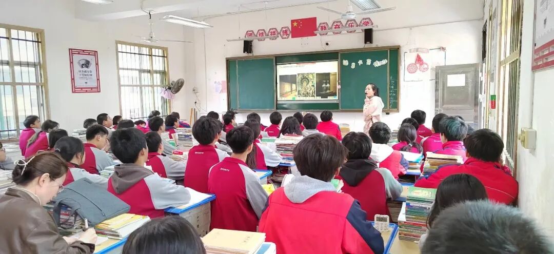 三汊港片区初中音乐,美术专业优质课和一专多能成果比赛圆满落幕