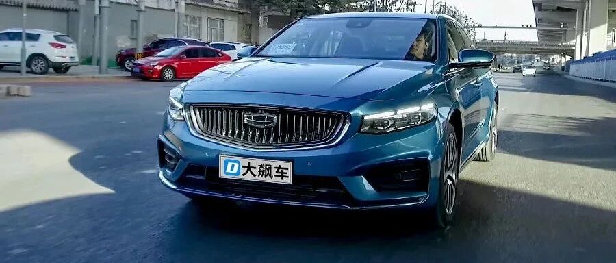 又是“降维打击”，驾驶感受碾压同级