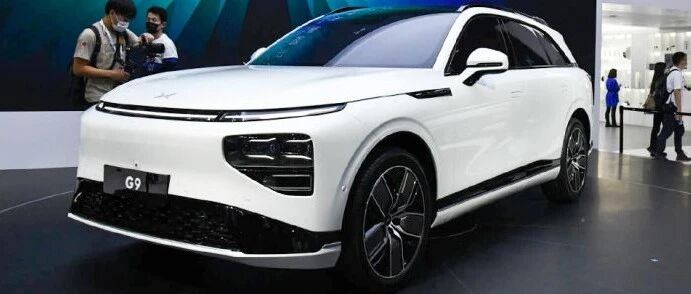 维权被抬走，广州车展热闹真不少